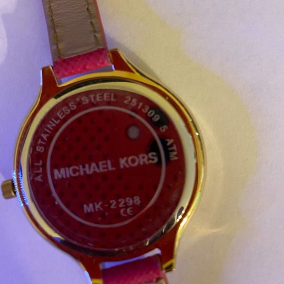 MICHAEL KORS Runway Pink Leather Band Ladies Watch - Picture 4 of 5